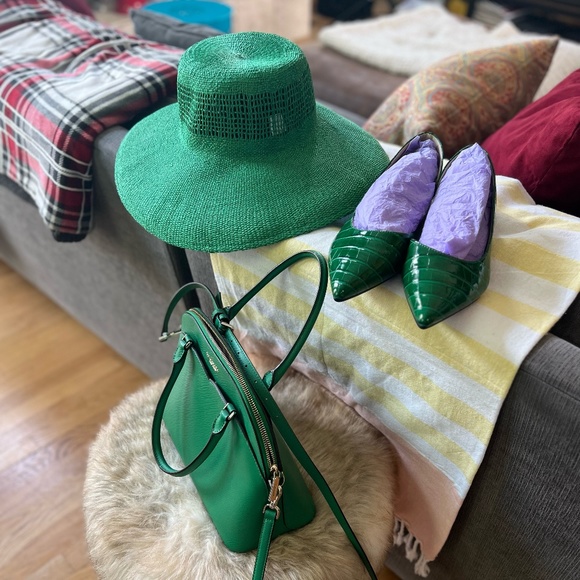 Green Kate Spade Cross Body Chic Purse! Spring has Sprung! :) - Picture 3 of 12